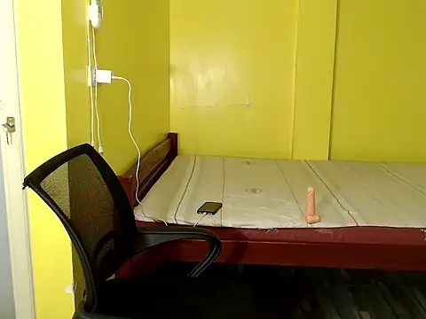 xx_goddessofallgodess_xx live sex cam