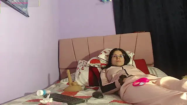 _Bombom__'s cam snapshot