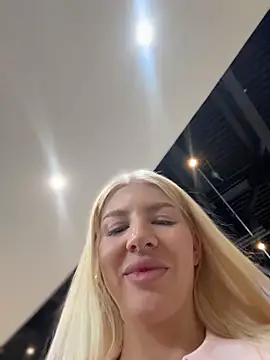 NewLale's cam snapshot