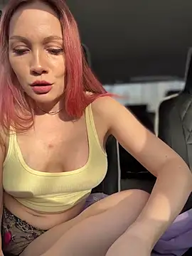 LavenderHot's cam snapshot