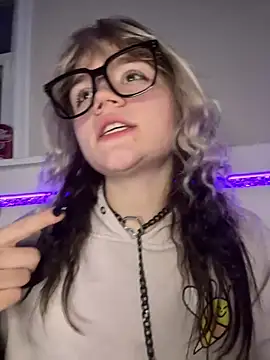 Cutiepiespanks live sex cam