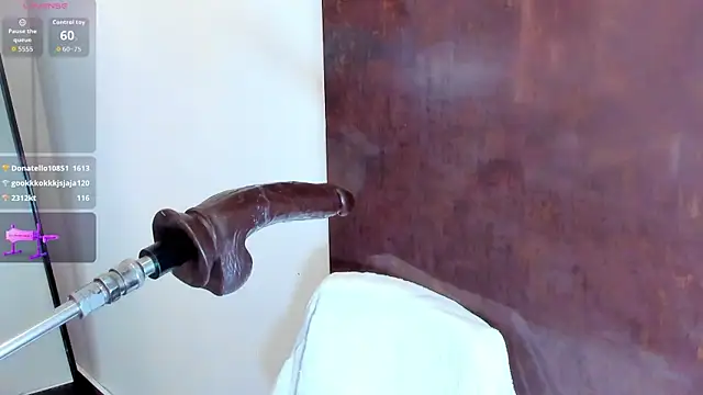 pocahontas_lantina's cam snapshot