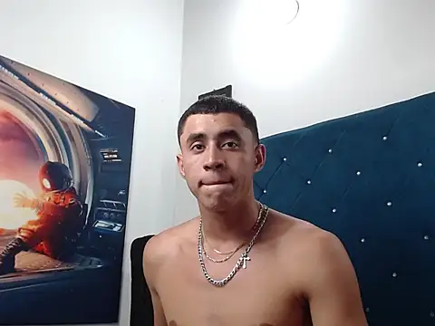 Cris_steban1 live sex cam