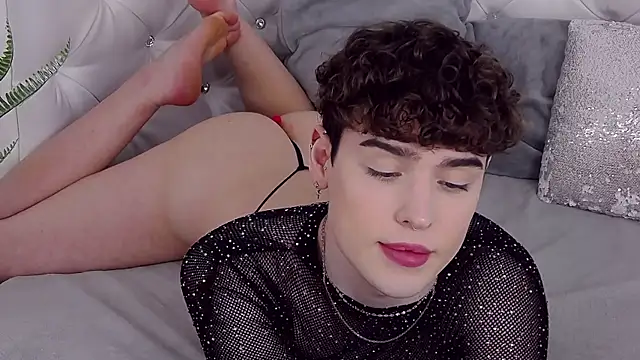 RobbyCharming's cam snapshot