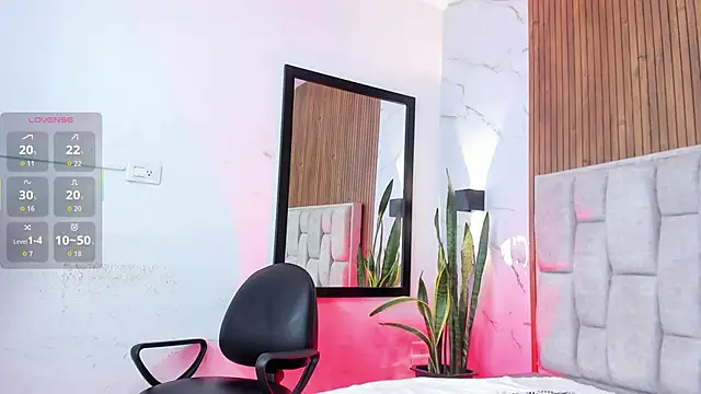 Scarlet_Rosexx's cam snapshot