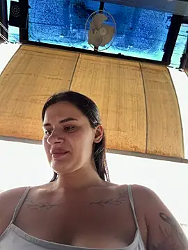 MiraReach live sex cam