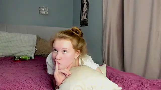 KarieBowery's cam snapshot