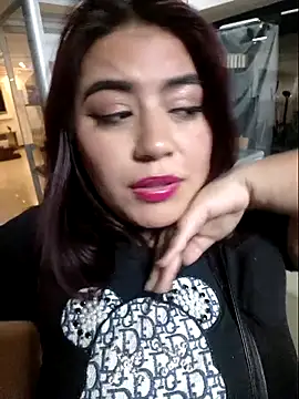 silvia_lane live sex cam