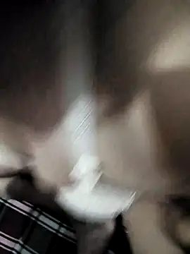 Hotcouple1100 live sex cam