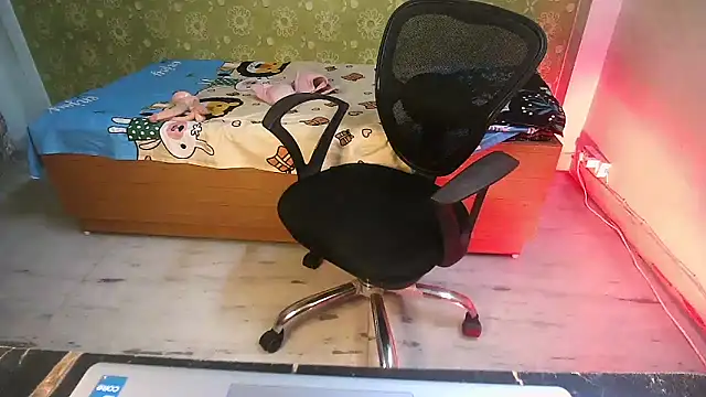 Brown-kudi's cam snapshot