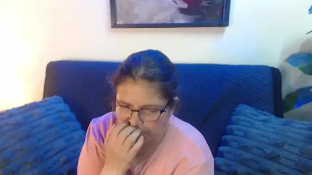 Linda_banks_'s cam snapshot