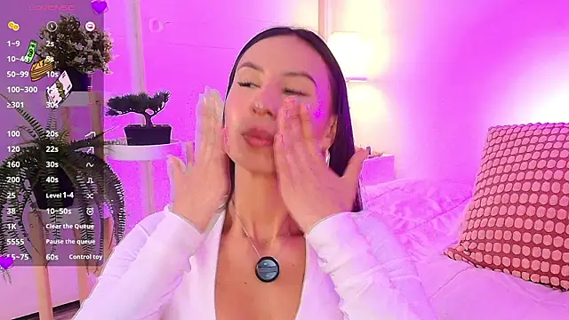 Valen_ross_'s cam snapshot