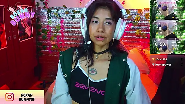 Roxanbunny1's cam snapshot