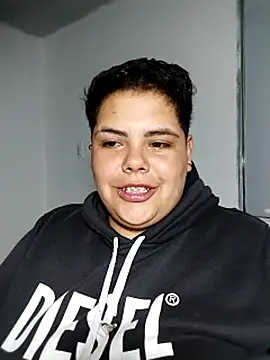 Hailey_Curvy live sex cam