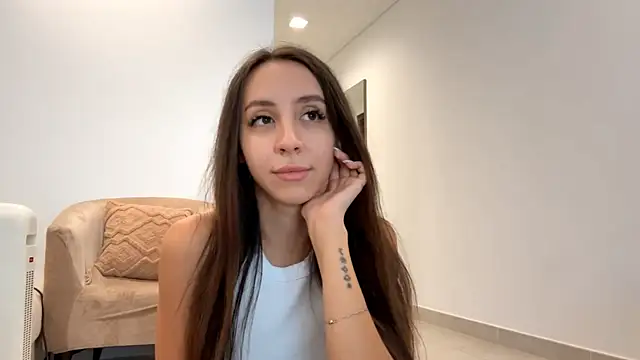 LuellaHalifax's cam snapshot