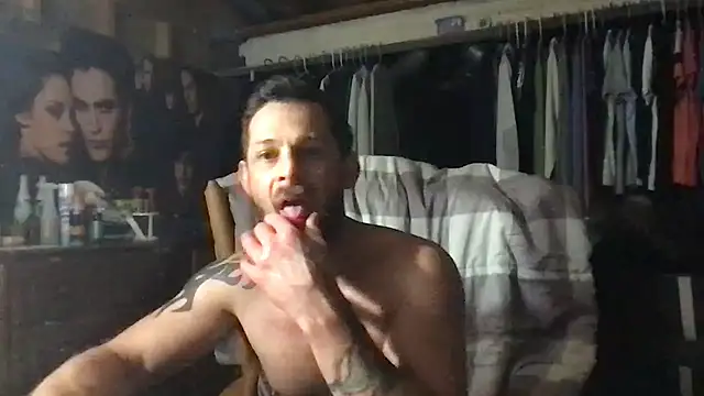 ARCHERTASTE live sex cam