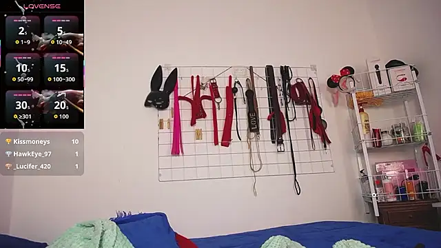 shannon_queen-'s cam snapshot