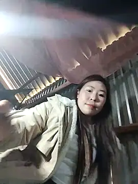 Yiyoongg's cam snapshot