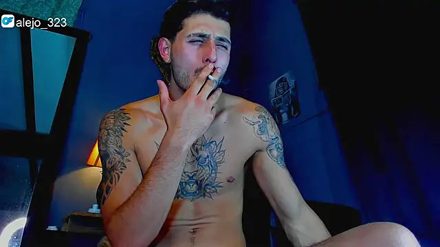 alejo__323__'s cam snapshot