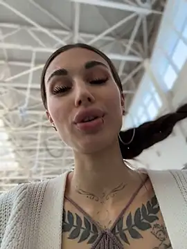 Charming_Ritta's cam snapshot