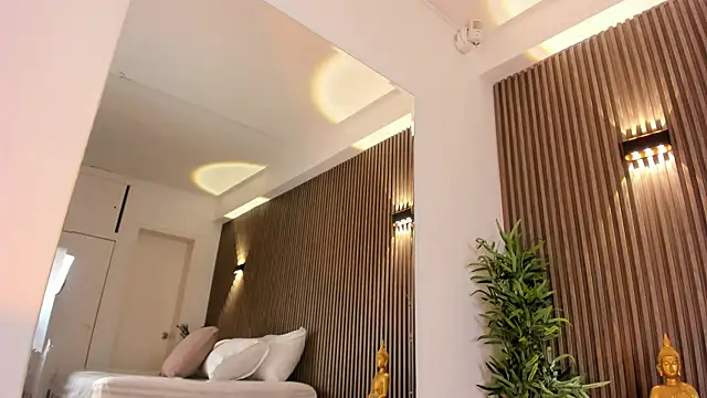 AliceHanz's cam snapshot