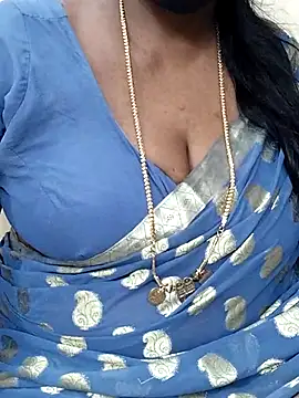 shobini's cam snapshot