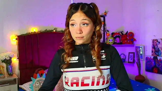 alisson_zafiro_'s cam snapshot