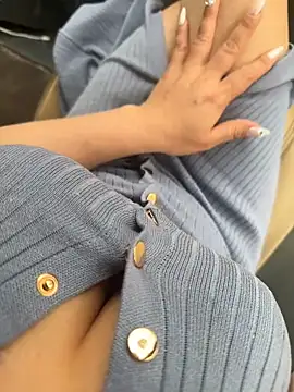 May-Squirt live sex cam