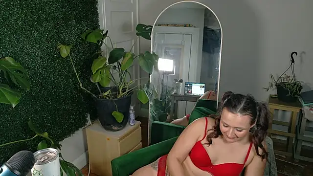 MsKatie13x's cam snapshot