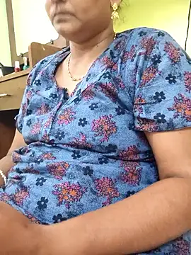 navyasree143's cam snapshot