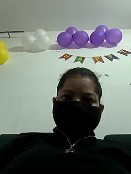 Suhanahotty1's cam snapshot