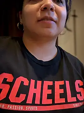 kimmiakiss22's cam snapshot