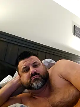 Roddog18 live sex cam