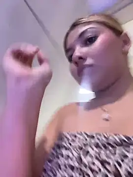 Gab_0212's cam snapshot