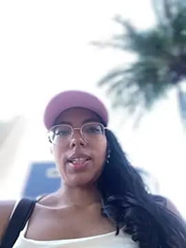 SheenaBrooke live sex cam