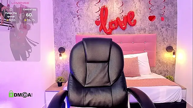 linda_dixon's cam snapshot