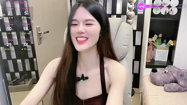 Yueyue-MM live sex cam