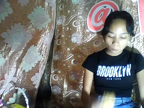 Asianpinay_Skinny1818's cam snapshot