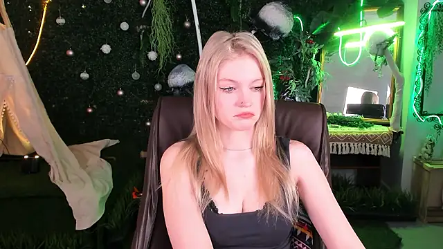 GraceGlamour's cam snapshot