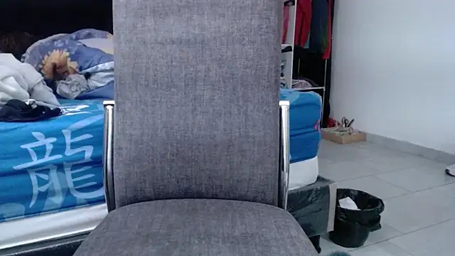 Im_Milan_Rs's cam snapshot