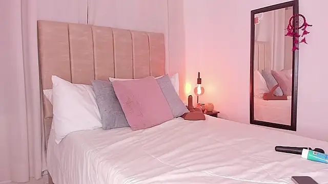 Tefy-Rose's cam snapshot