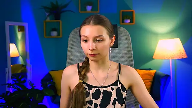 JulieDaniel's cam snapshot