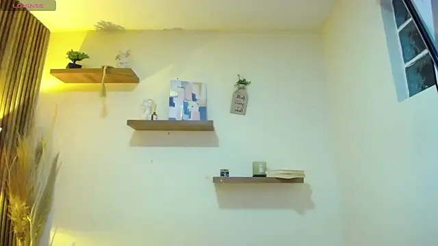 ashlye_hill's cam snapshot