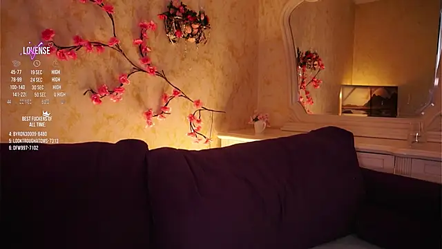 GillianDowdey's cam snapshot