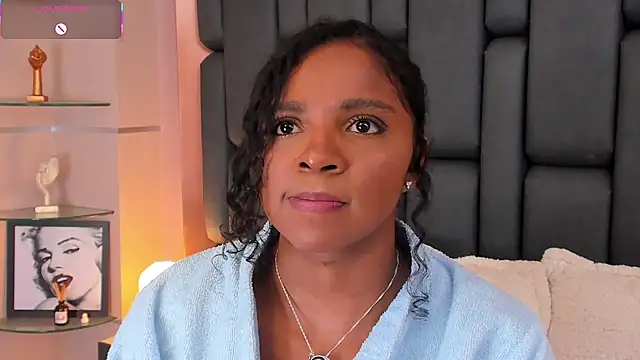 LisaMendez's cam snapshot