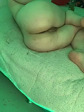 Liloo8923's cam snapshot