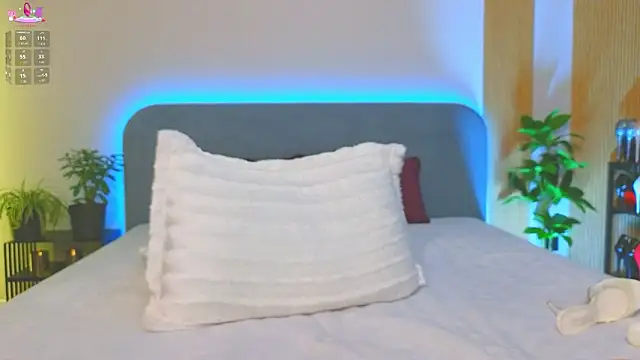 Kira_from_UA live sex cam