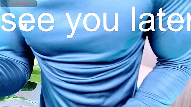 PinooyMilker live sex cam