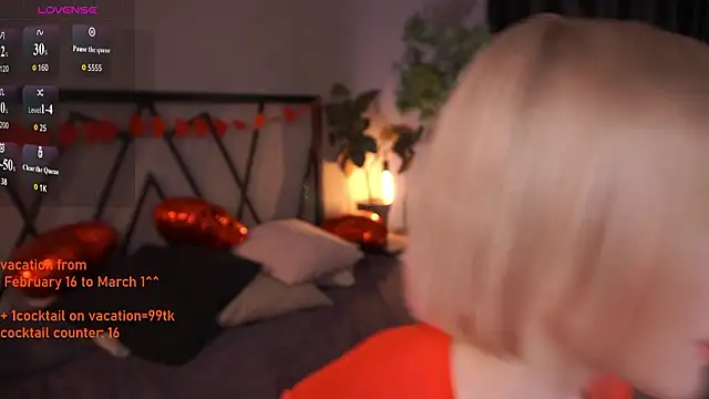 LindaThacker live sex cam