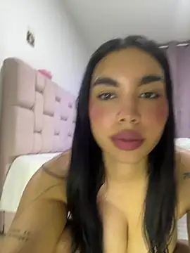 karolaalcendra's cam snapshot